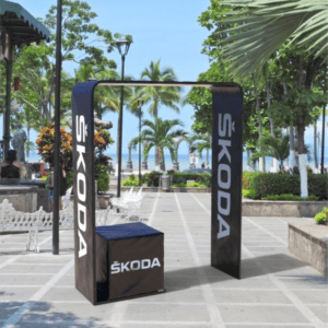 Fabric Arch and table